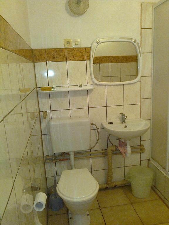 Maxim Pokoje Goscinne Iwonicz-Zdroj Ngoại thất bức ảnh